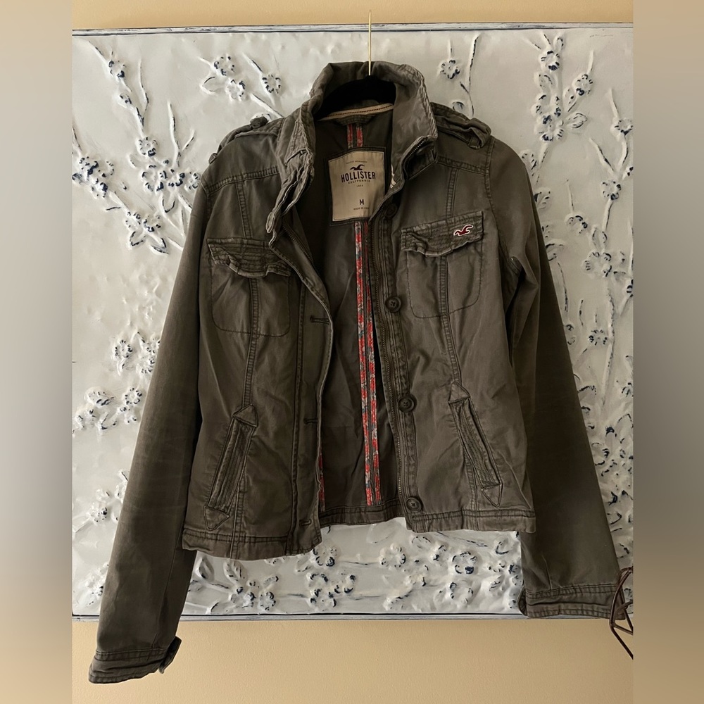 Hollister Army green lightweight jacket